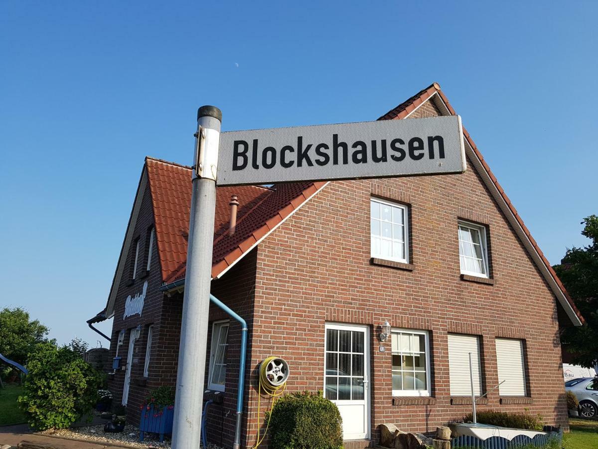 Ferienhaus Poseidon Neuharlingersiel Exterior photo